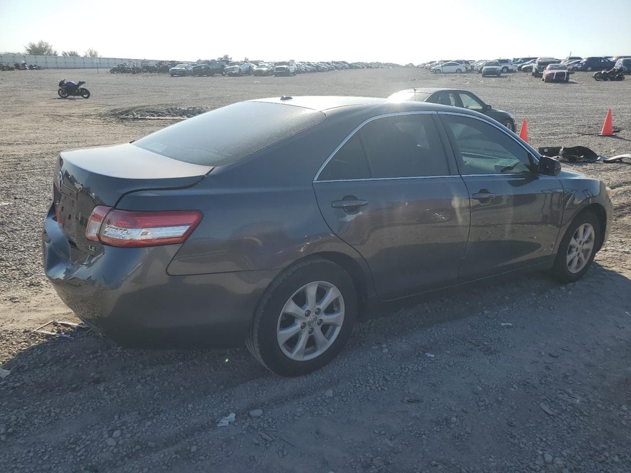 2011 Toyota Camry Base - foto 3