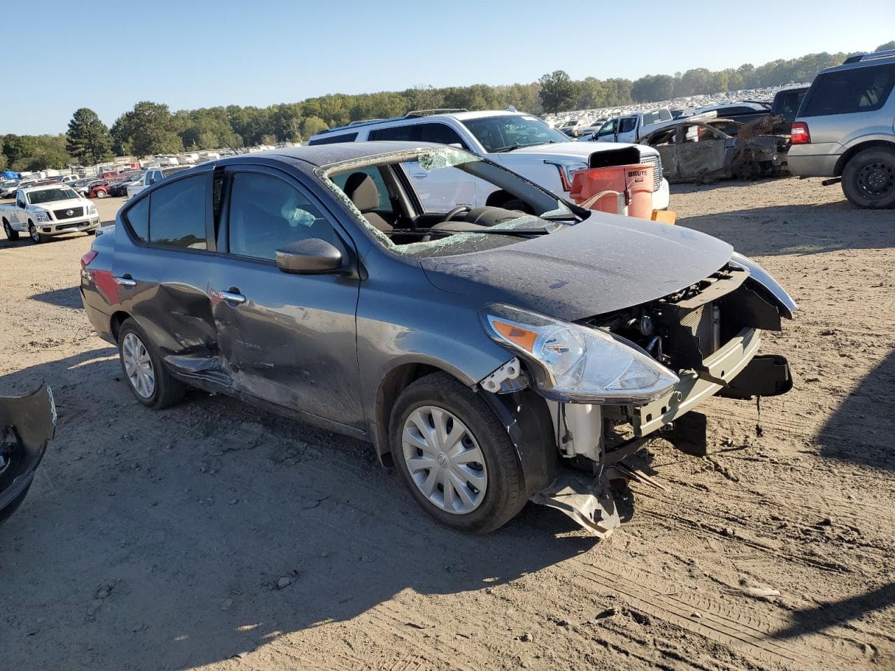 2016 Nissan Versa S - foto 4