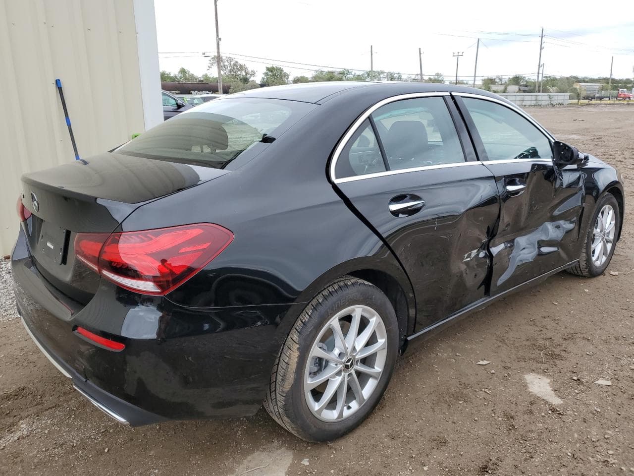 2021 Mercedes-Benz A 220 - foto 3