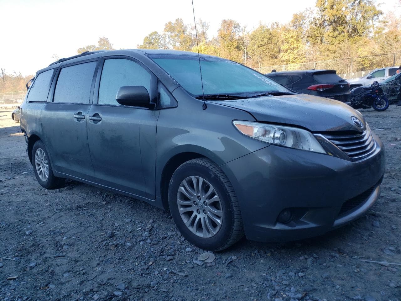2013 Toyota Sienna Xle - foto 4