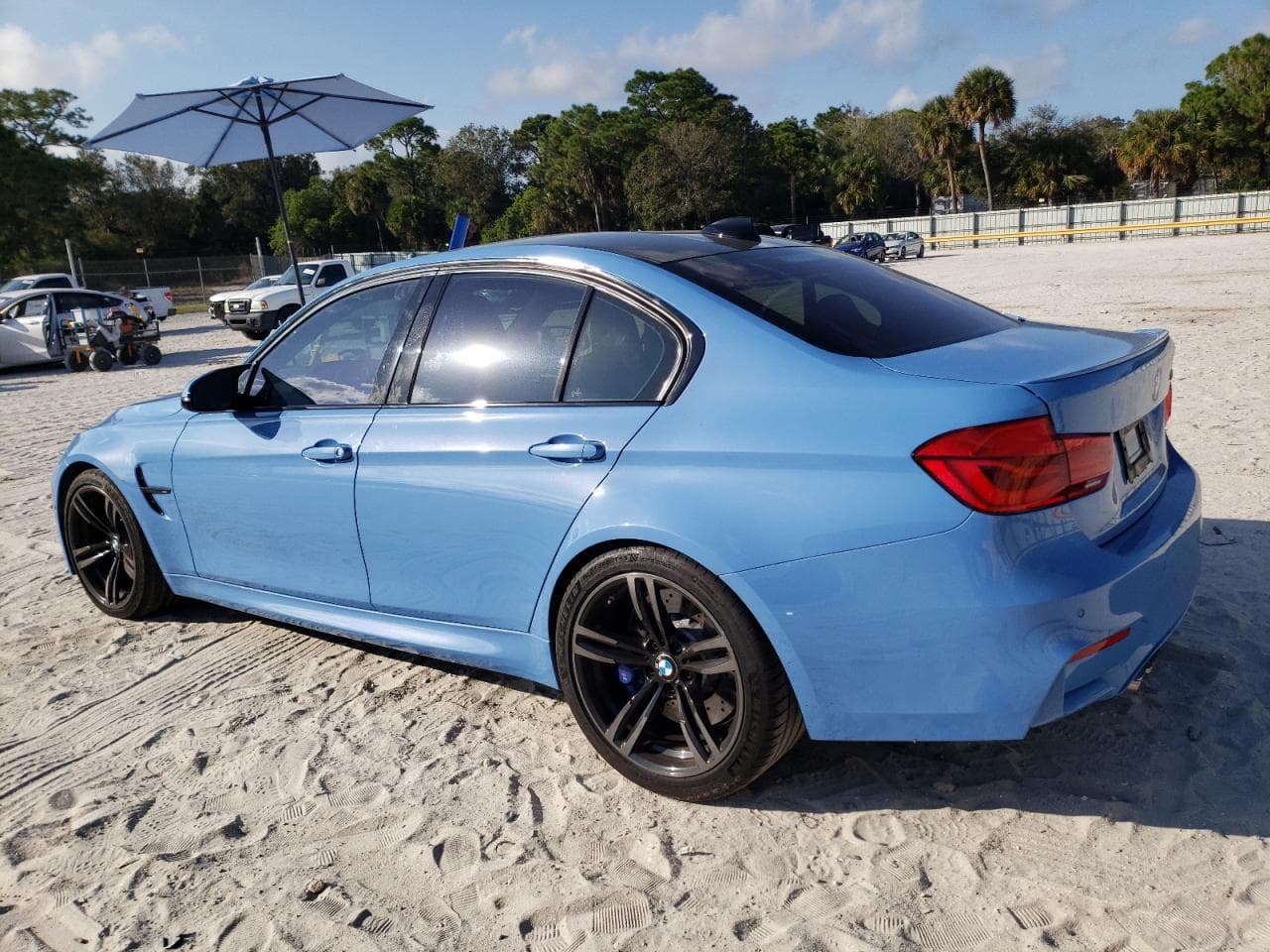 2017 BMW M3 - foto 2