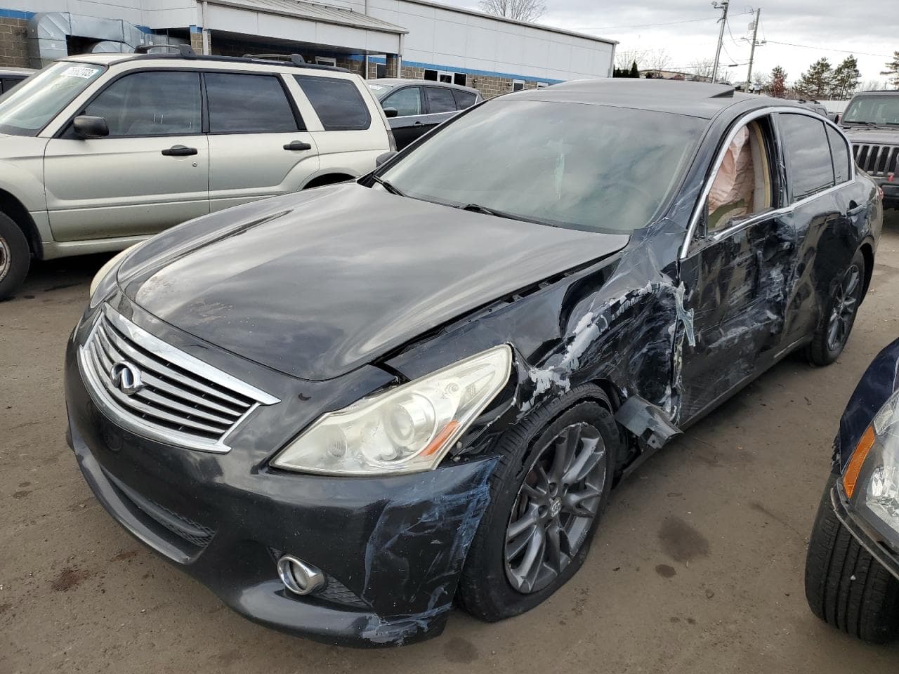 2011 Infiniti G37