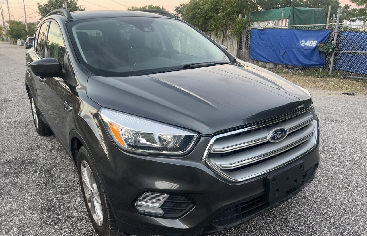 2018 Ford Escape Se