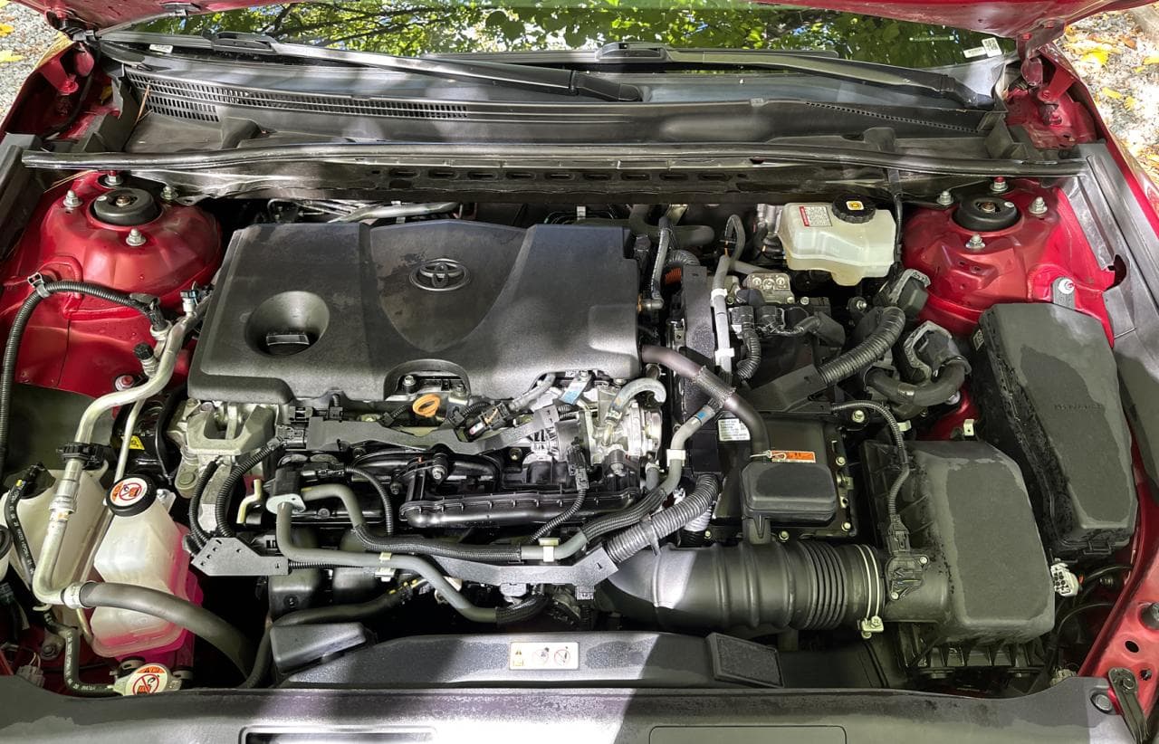 2021 Toyota Camry Hybrid Le