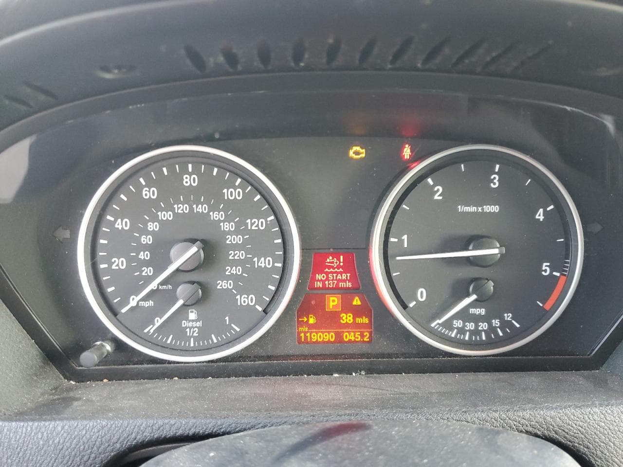 2011 BMW X5 xDrive35D - foto 3