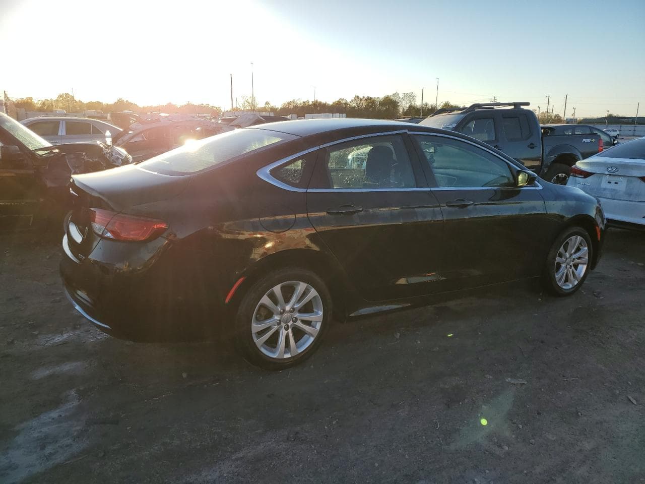 2015 Chrysler 200 Limited - foto 3