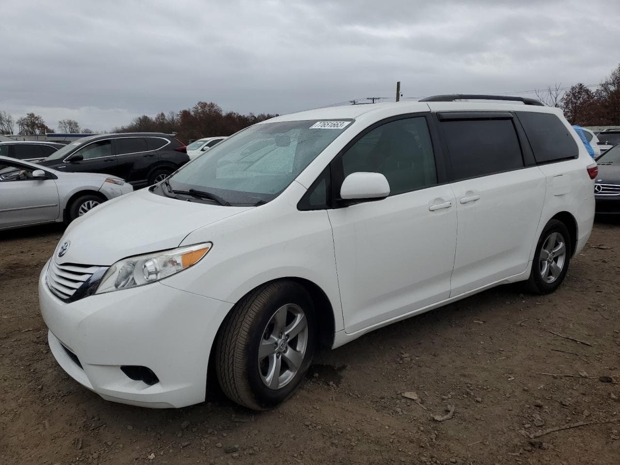2017 Toyota Sienna Le