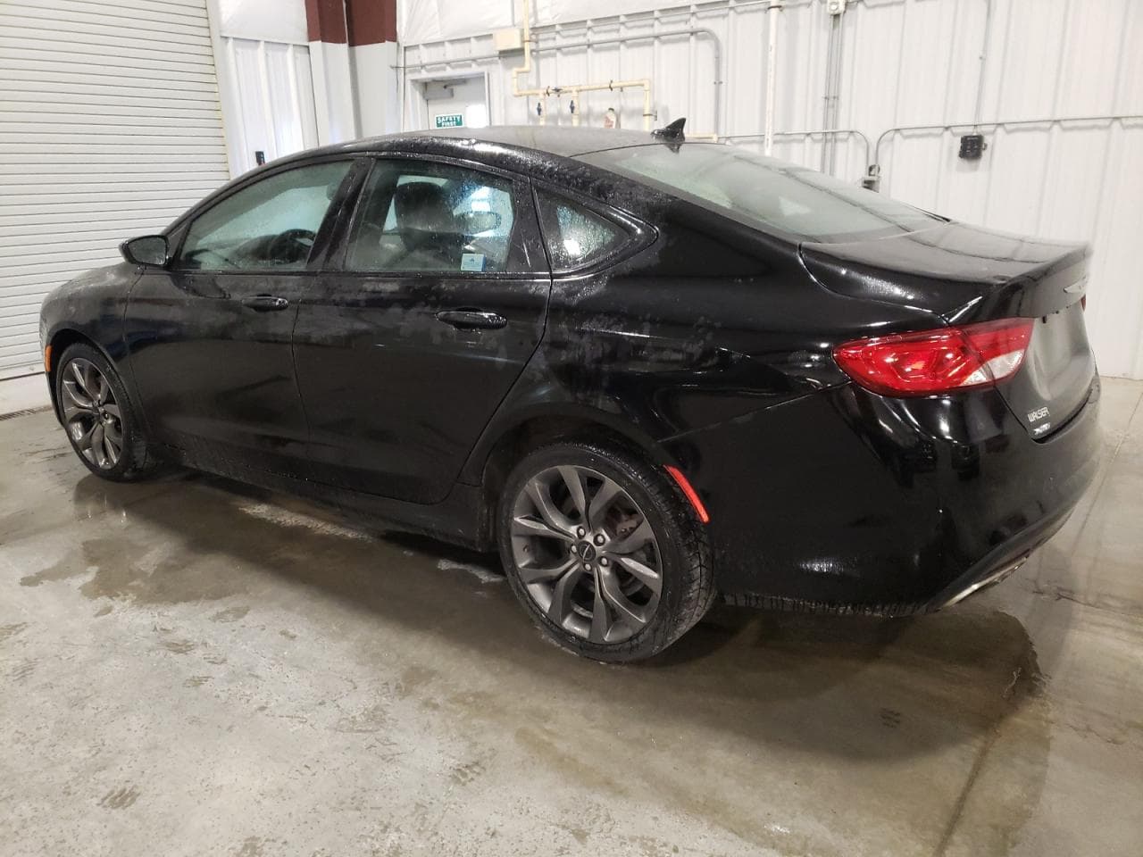 2015 Chrysler 200 S - foto 2