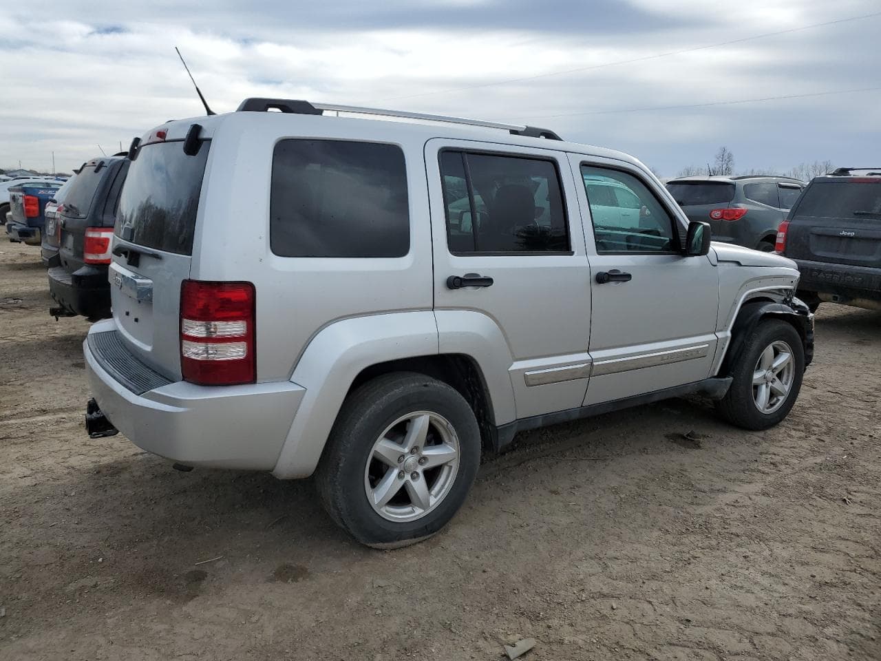 2011 Jeep Liberty Limited - foto 3