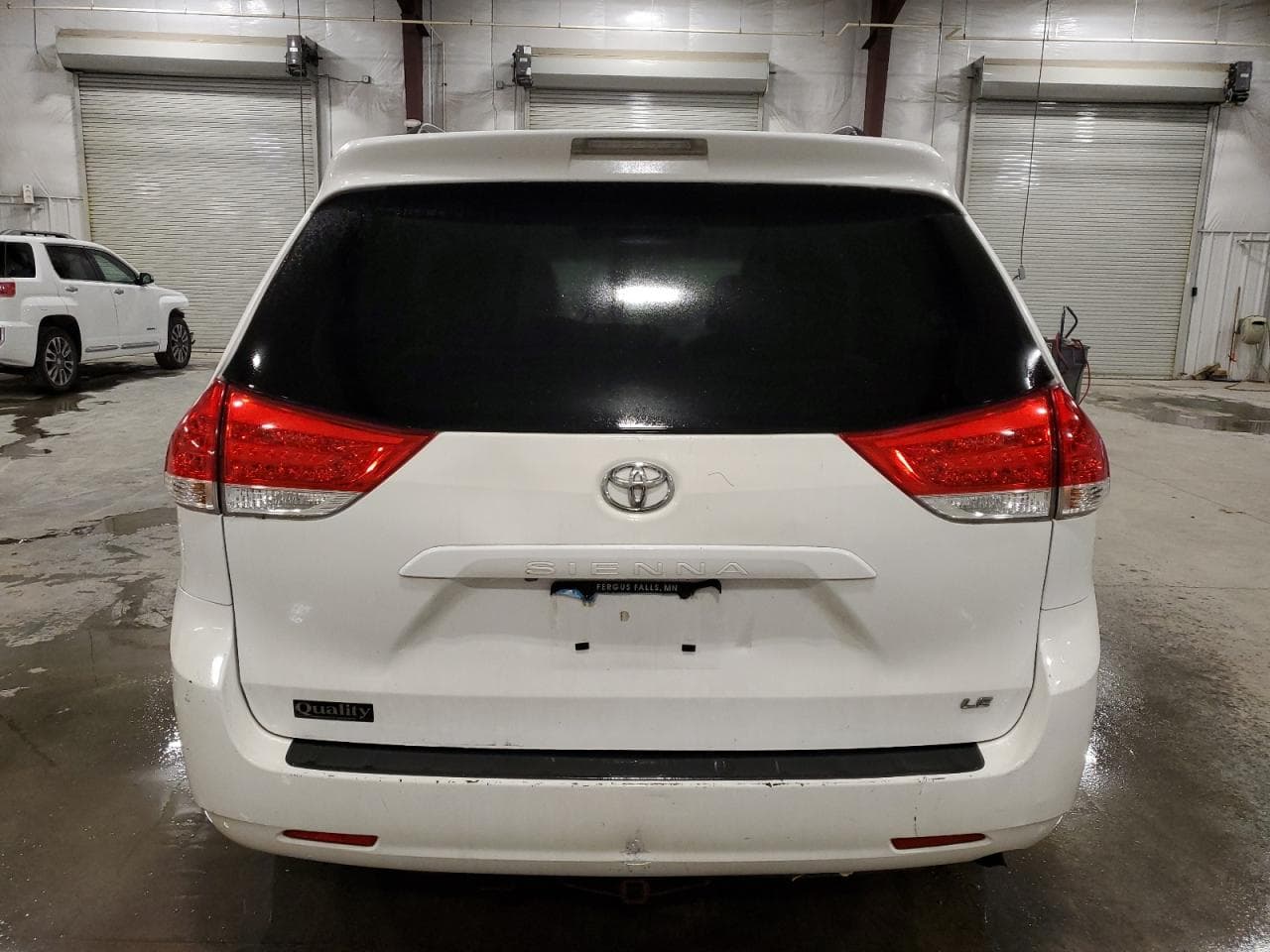 2011 Toyota Sienna Le - foto 3