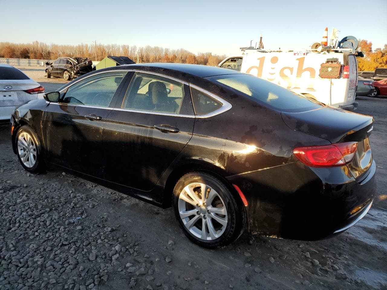 2015 Chrysler 200 Limited - foto 2