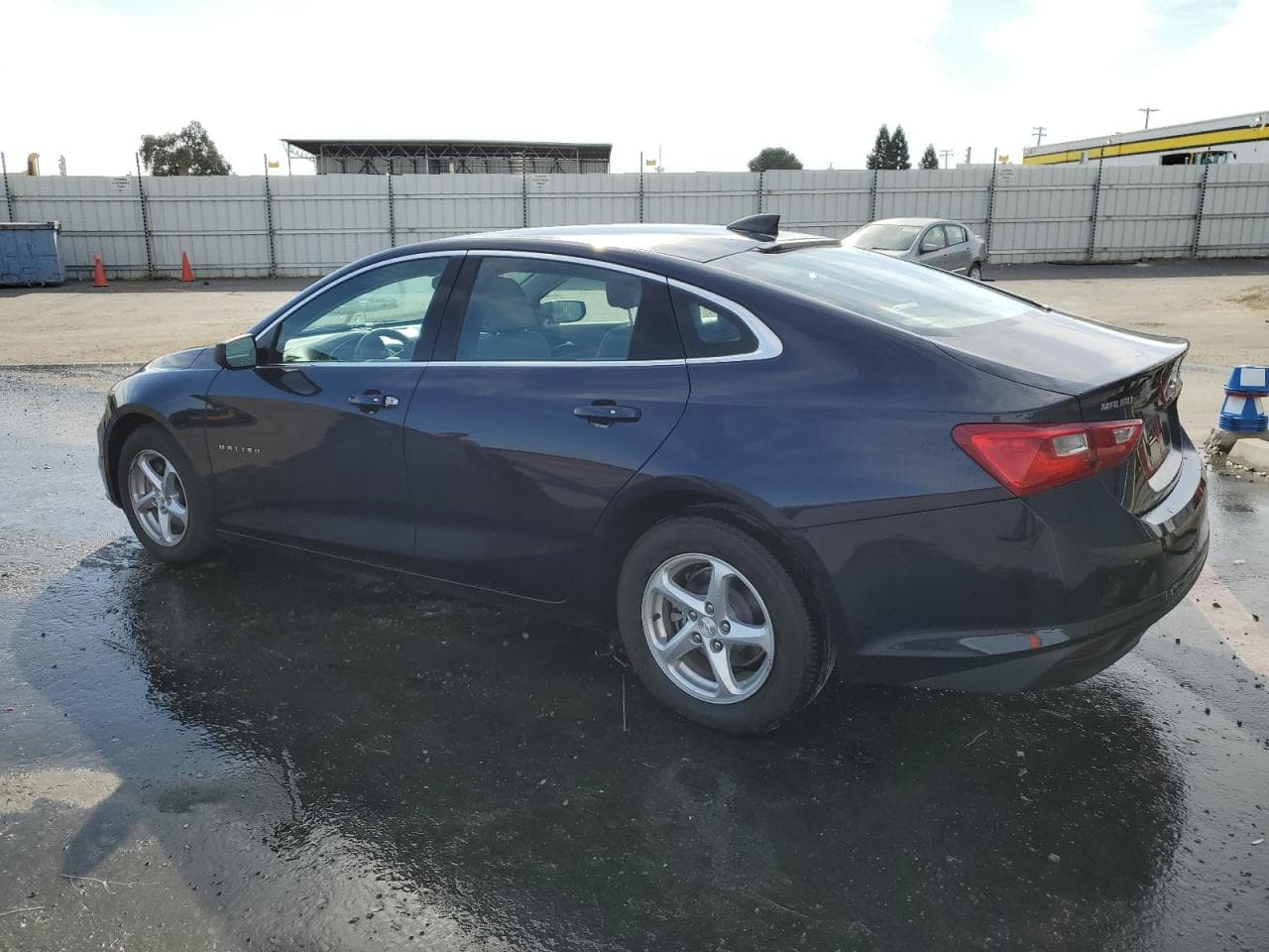 2017 Chevrolet Malibu Ls - foto 2