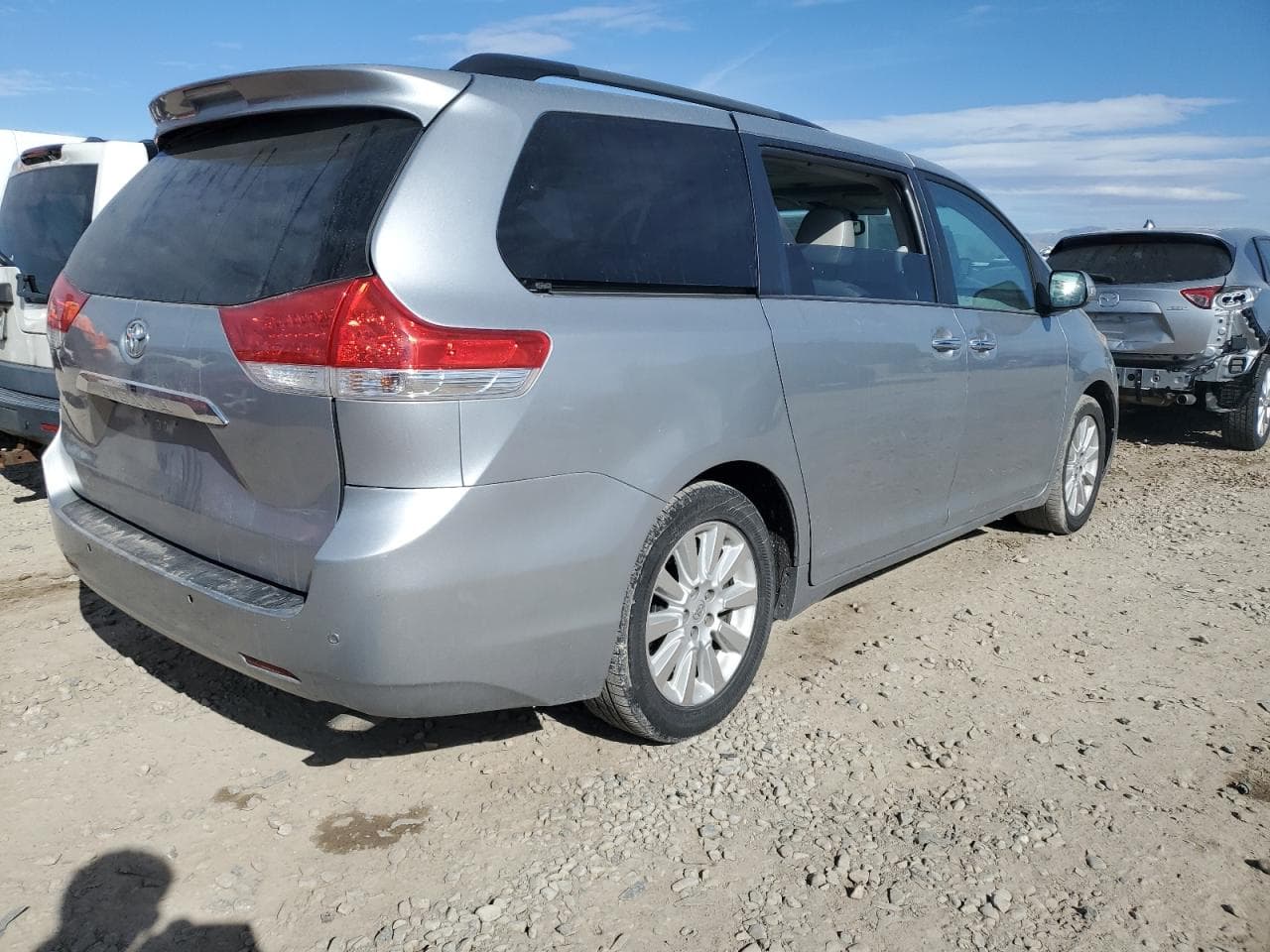 2013 Toyota Sienna Xle - foto 3