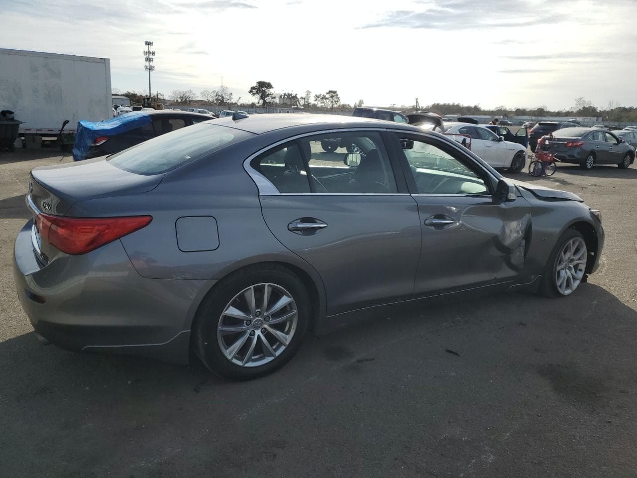 2014 Infiniti Q50 Base - foto 3
