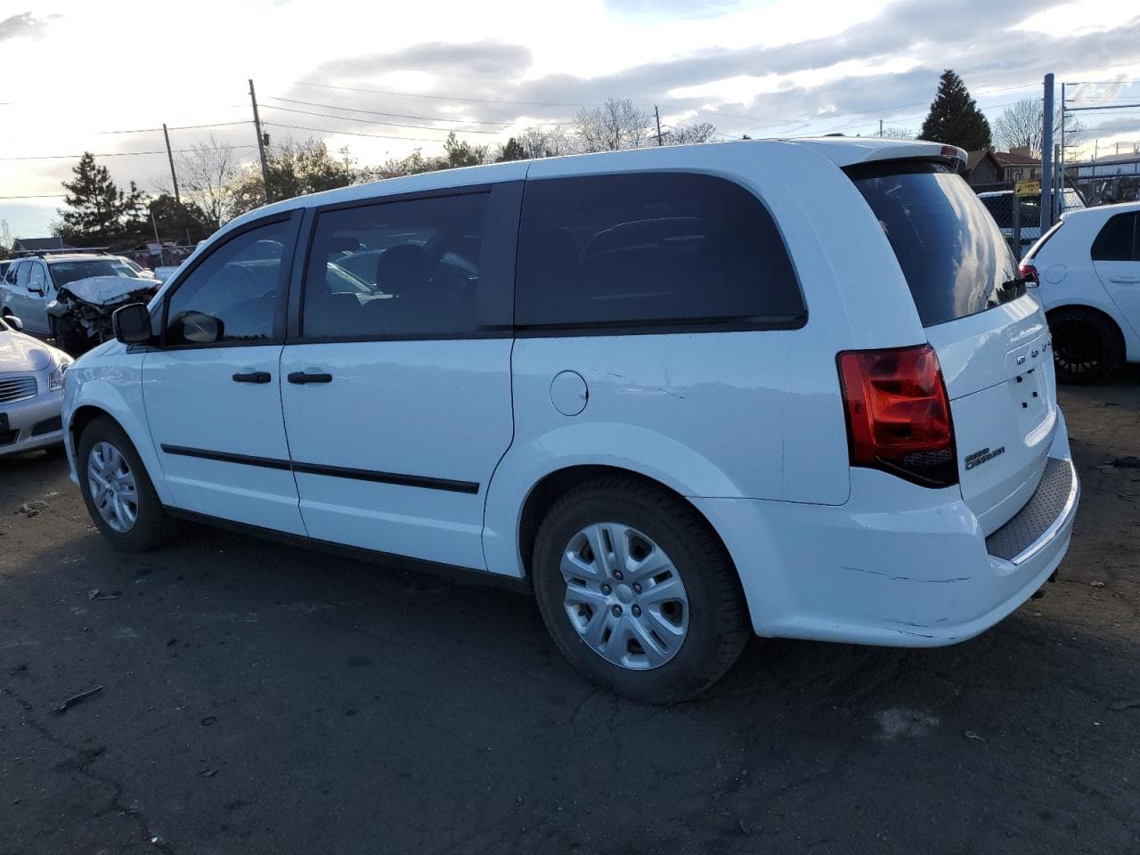 2016 Dodge Grand Caravan American Value Pkg - foto 2