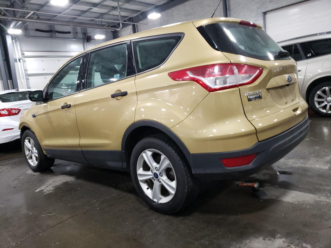 2014 Ford Escape S - foto 2