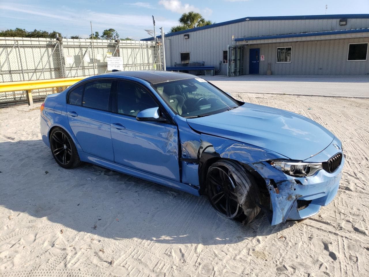 2017 BMW M3 - foto 4
