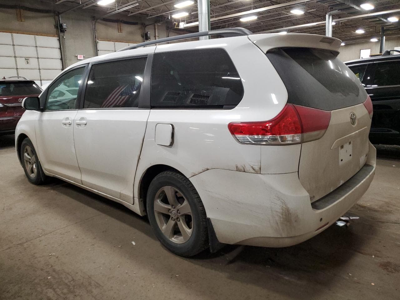 2013 Toyota Sienna Le - foto 2
