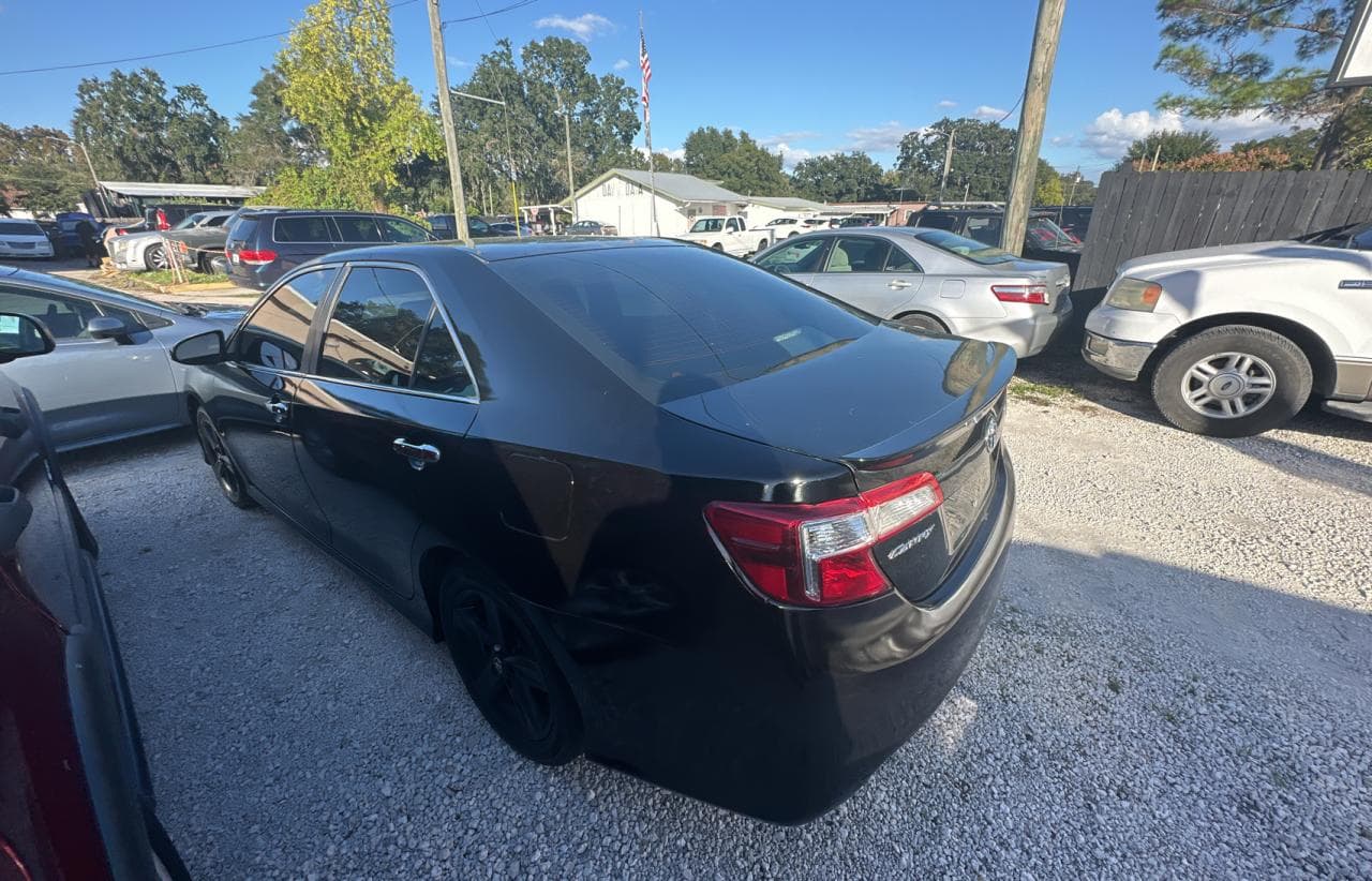 2013 Toyota Camry L - foto 3