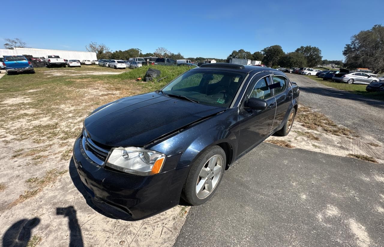 2011 Dodge Avenger Lux - foto 2