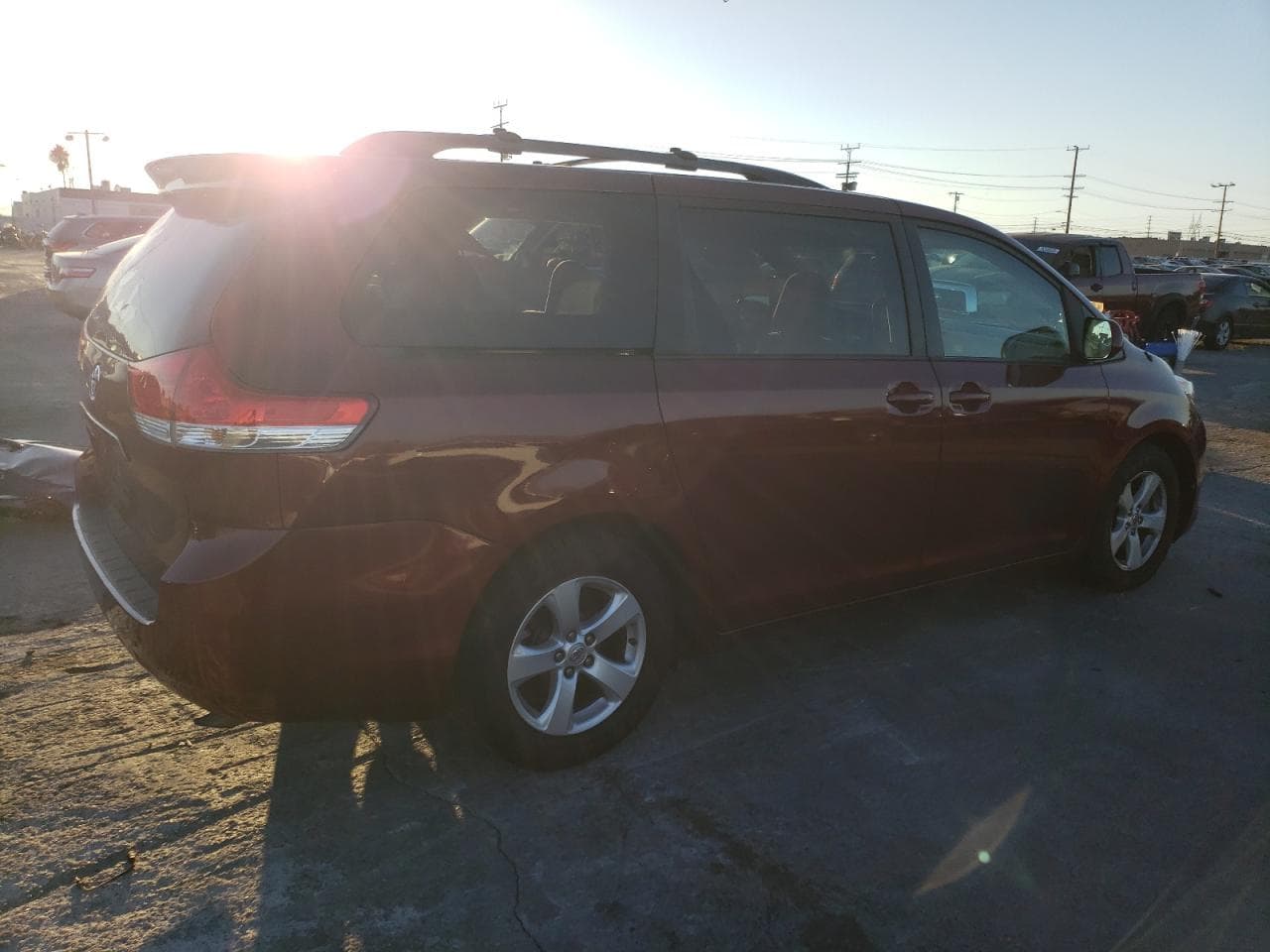 2014 Toyota Sienna Le - foto 3