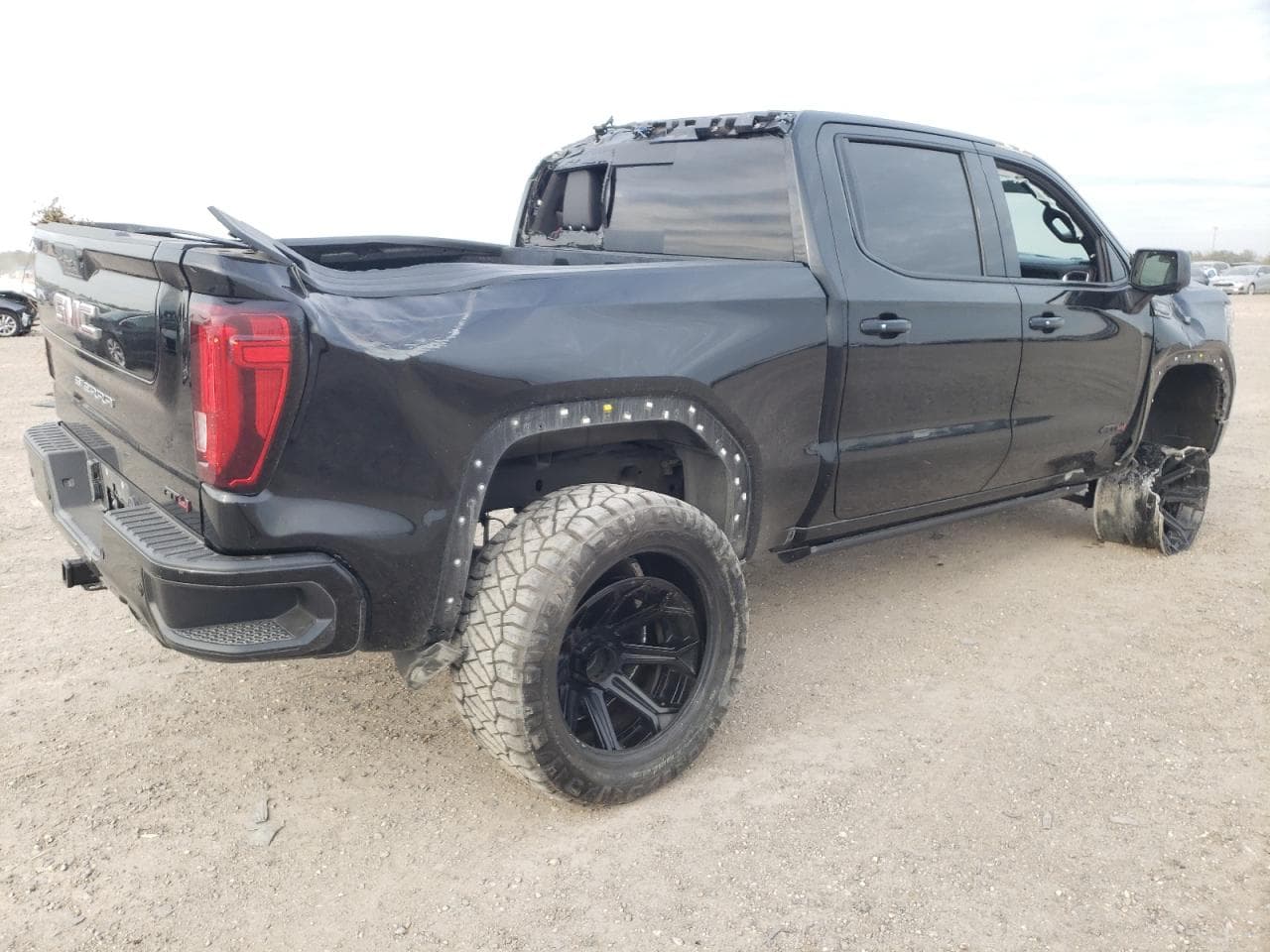 2021 GMC Sierra K1500 At4 - foto 3