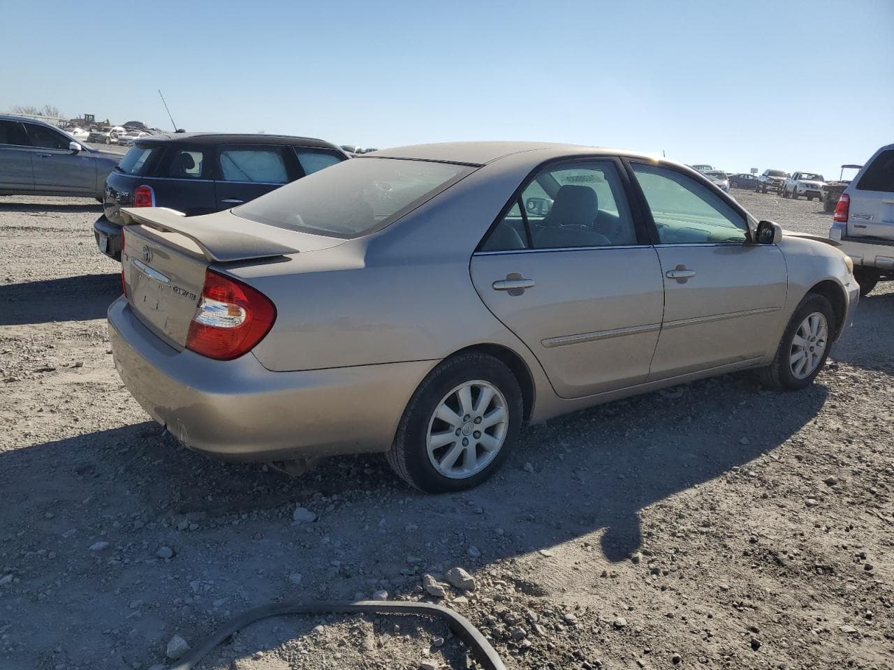 2004 Toyota Camry Le - foto 3