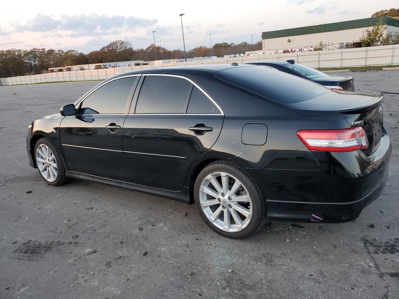 2011 Toyota Camry Se - foto 2