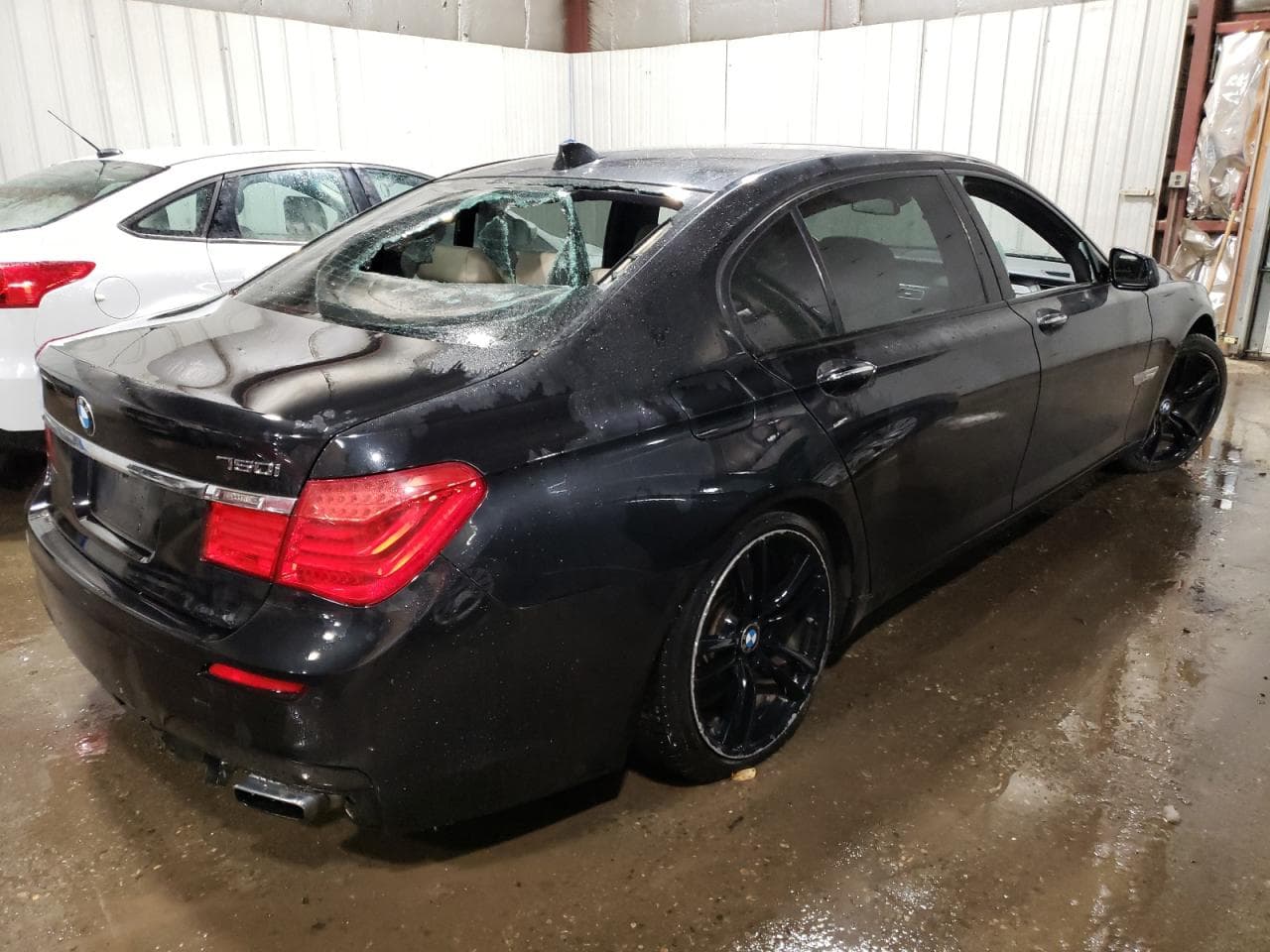 2012 BMW 750Li xDrive - foto 3