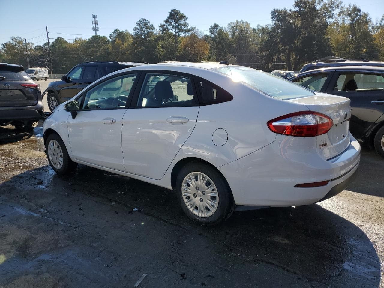 2019 Ford Fiesta - foto 2