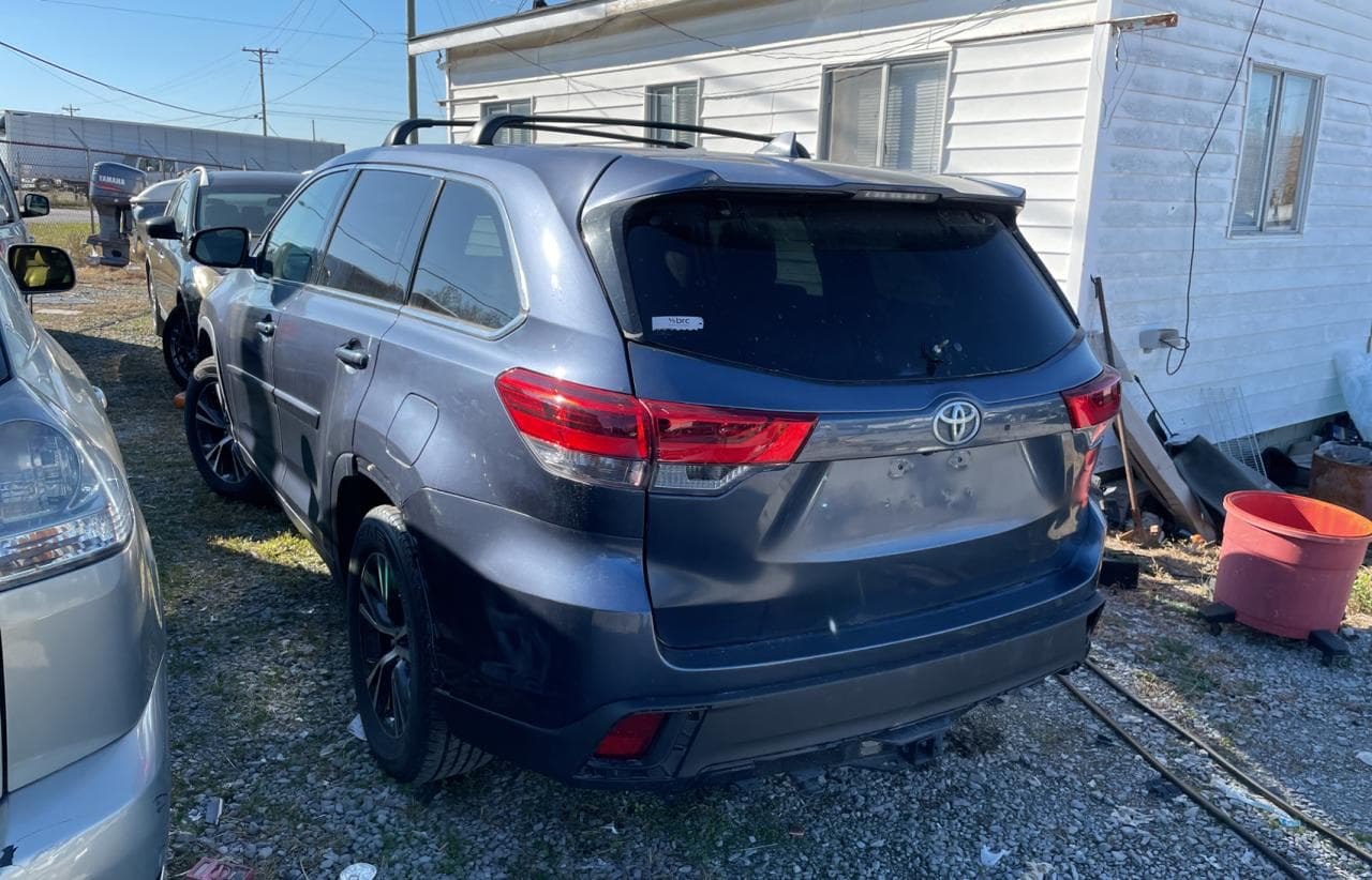 2018 Toyota Highlander Le - foto 3
