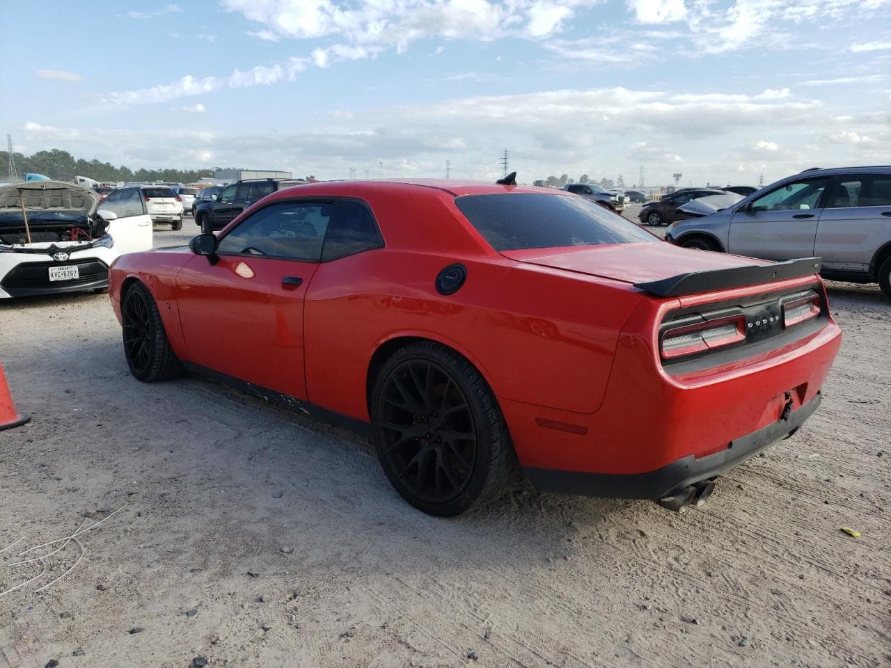 2015 Dodge Challenger R - foto 2