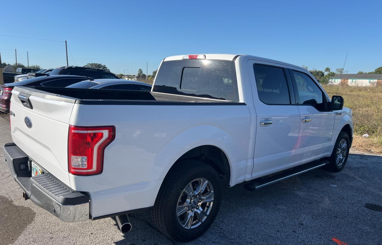 2016 Ford F150 Supercrew - foto 4