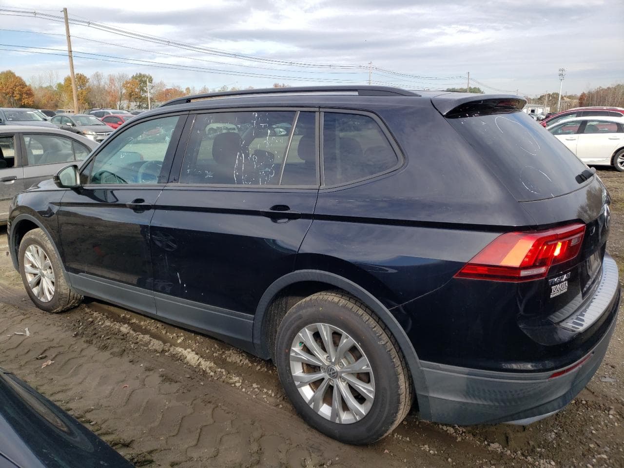 2019 Volkswagen Tiguan S - foto 2
