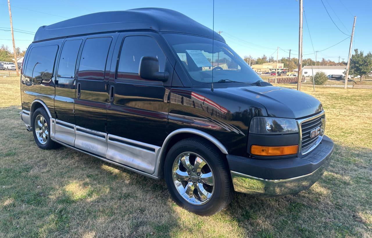 2003 GMC Savana Cutaway Standard/Standard W/C7L/C7N