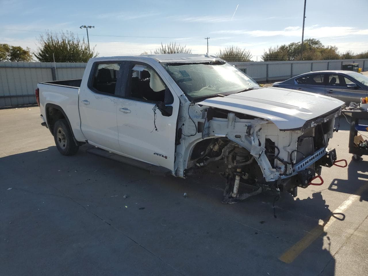 2020 GMC Sierra K1500 At4 - foto 4