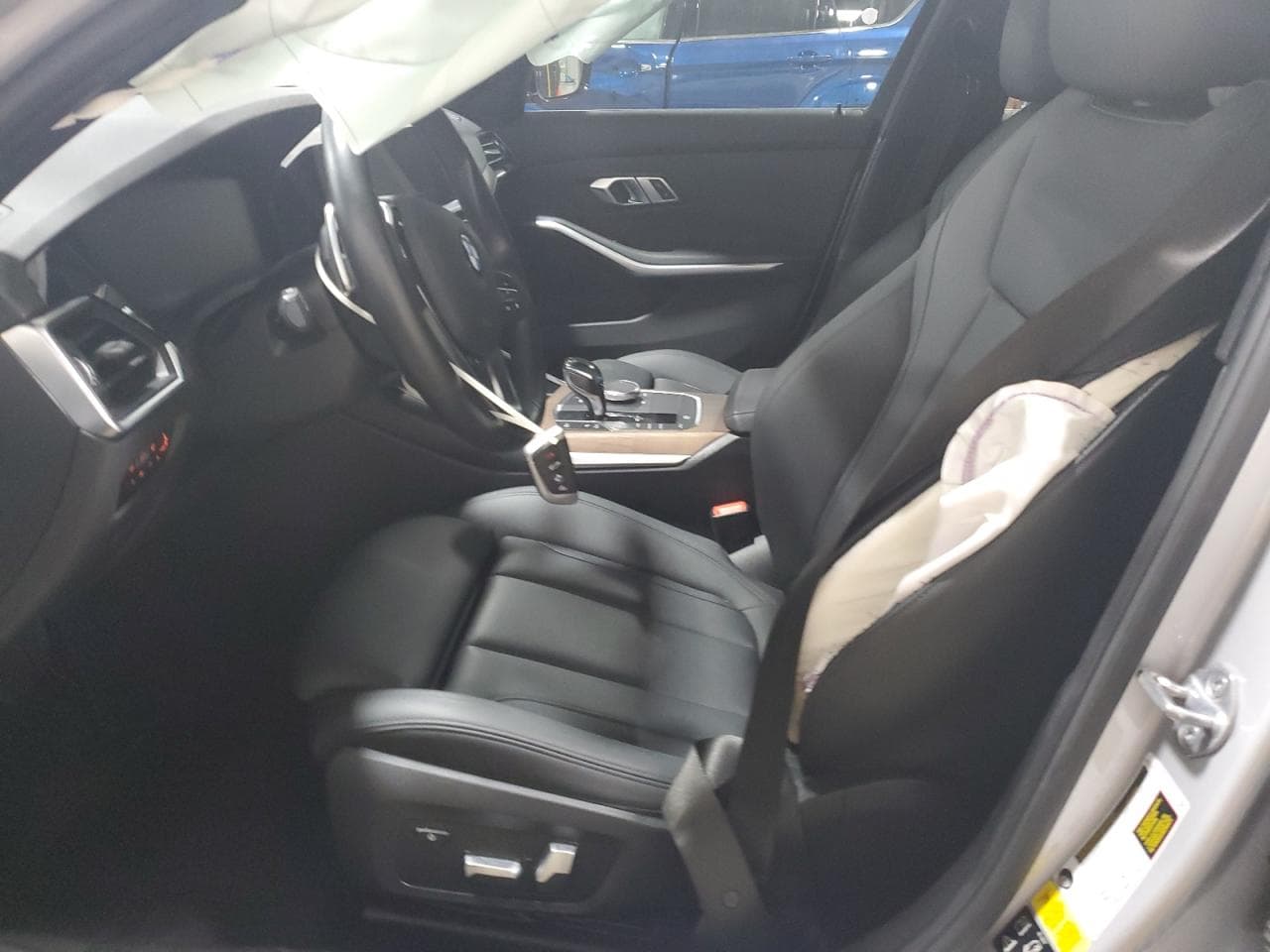 2019 BMW 330Xi - foto 2