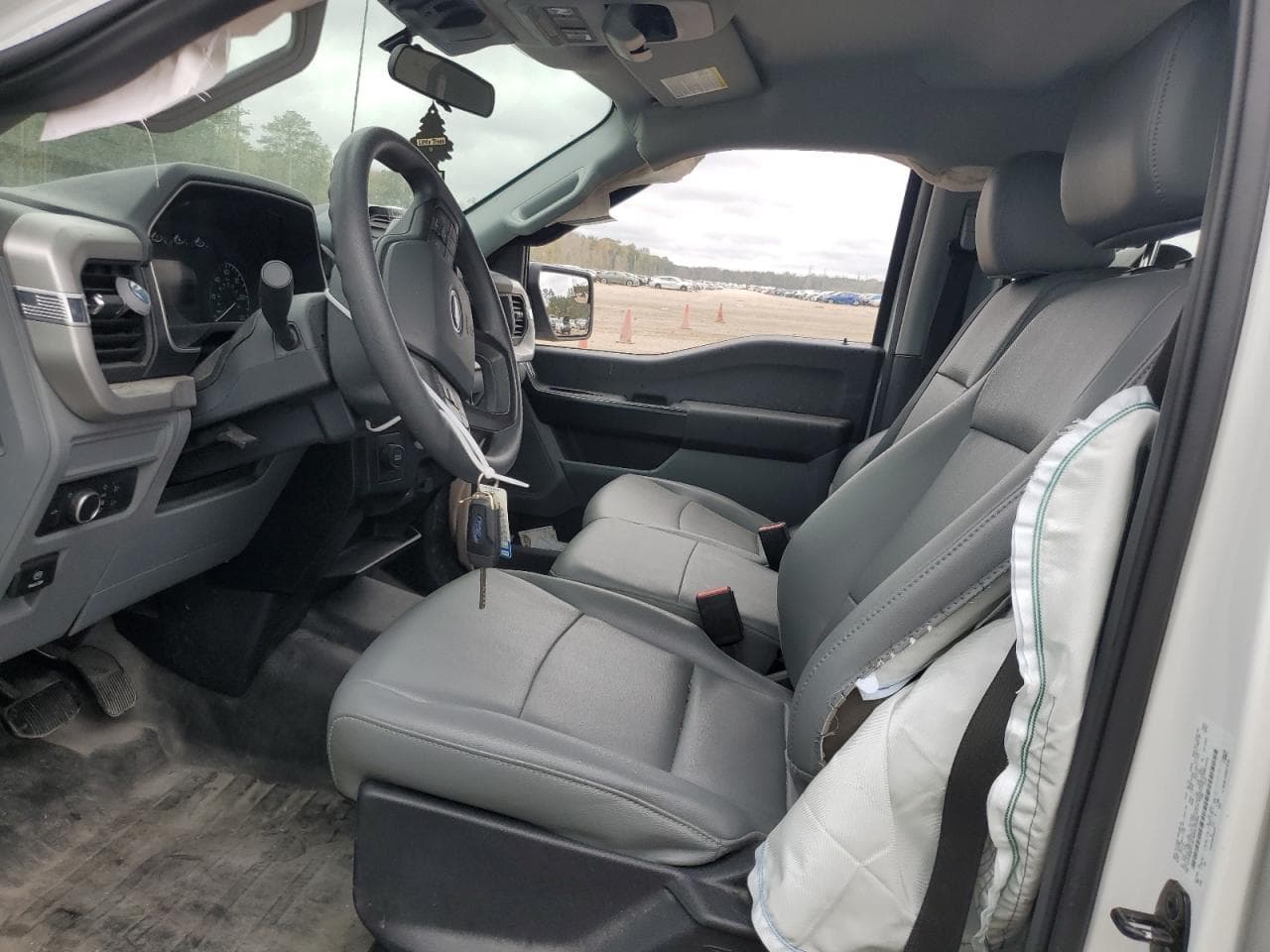 2022 Ford F150 Supercrew - foto 3
