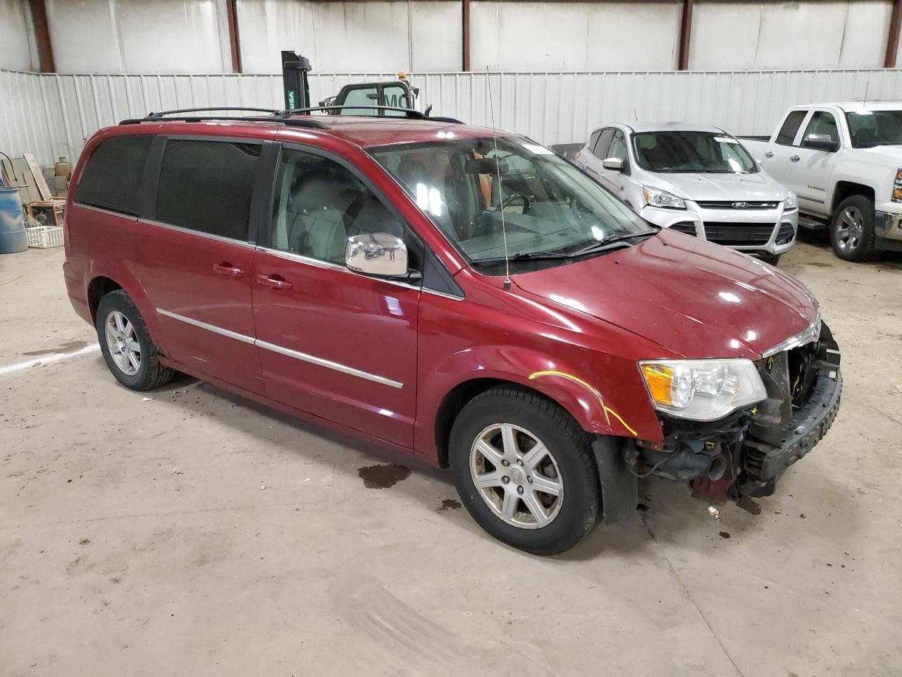 2010 Chrysler Town & Country Touring Plus - foto 4