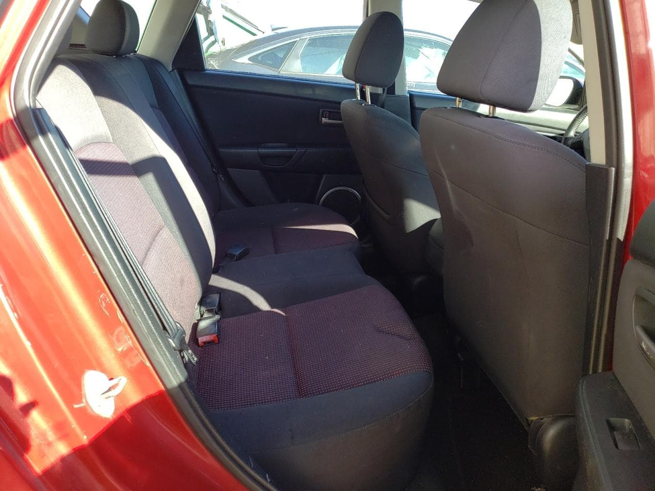 2006 Mazda 3 Hatchback - foto 3