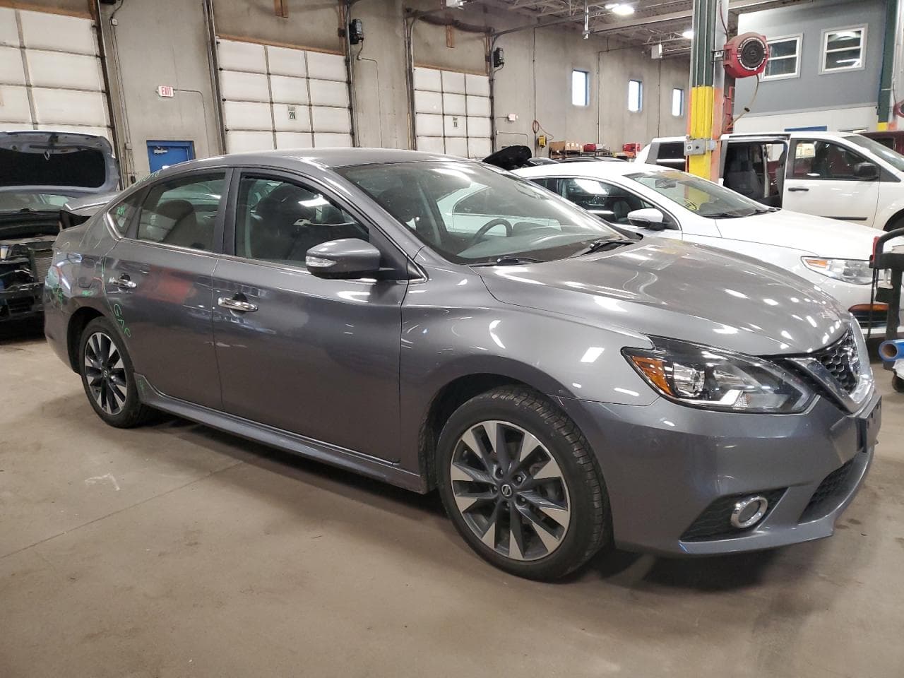 2016 Nissan Sentra Sr - foto 4