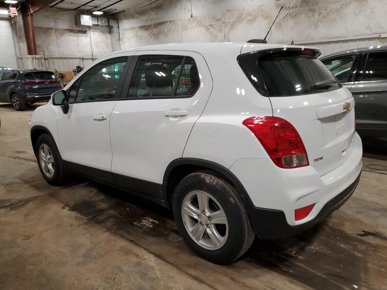 2021 Chevrolet Trax Ls - foto 2