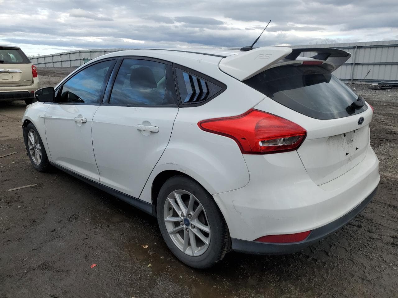 2016 Ford Focus Se - foto 2