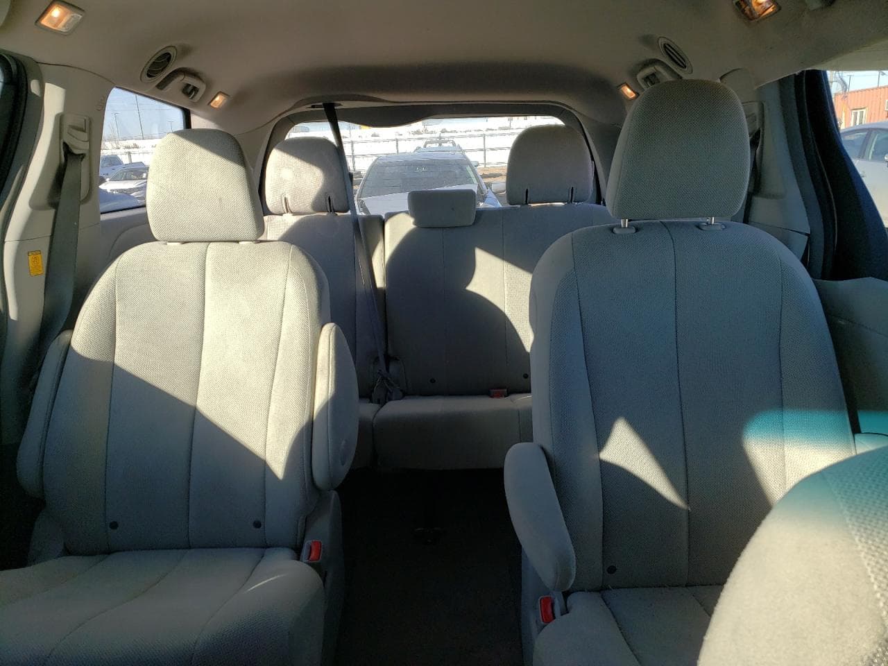 2013 Toyota Sienna - foto 3