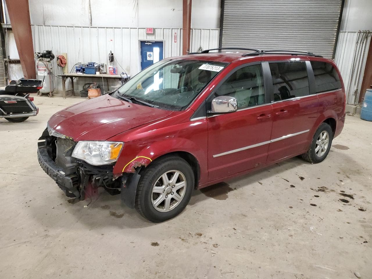 2010 Chrysler Town & Country Touring Plus
