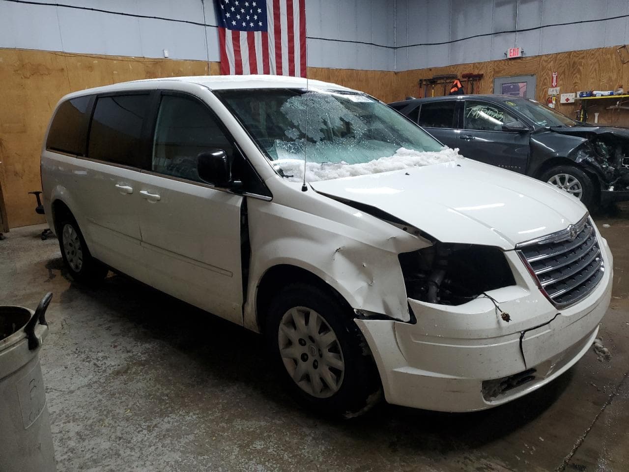 2010 Chrysler Town & Country Lx - foto 4