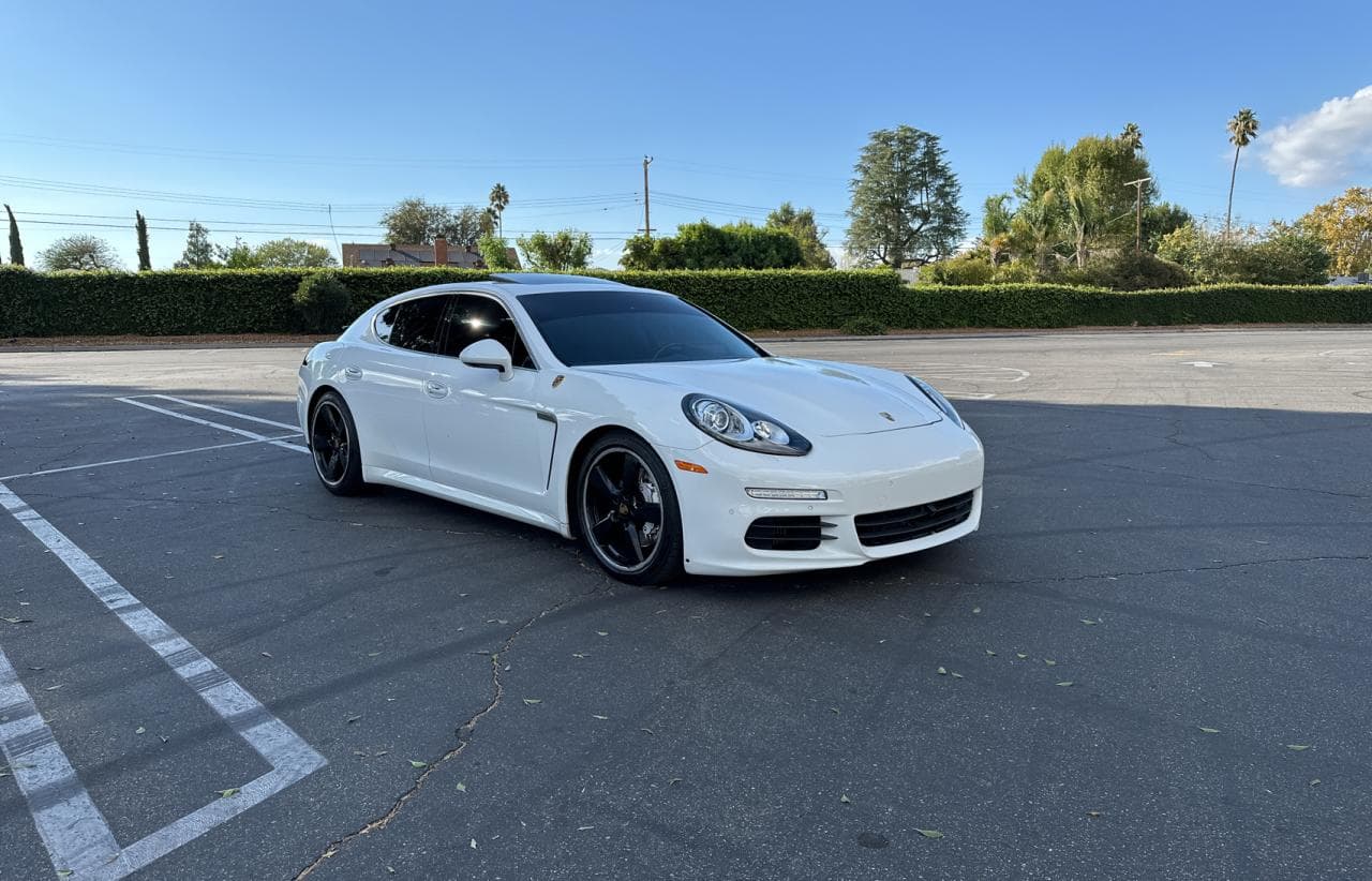 2015 Porsche Panamera S
