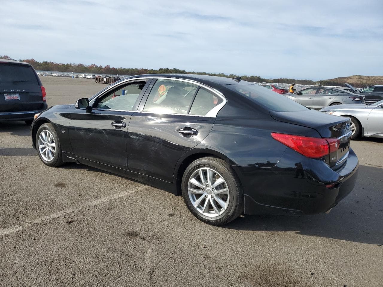 2015 Infiniti Q50 Base - foto 2