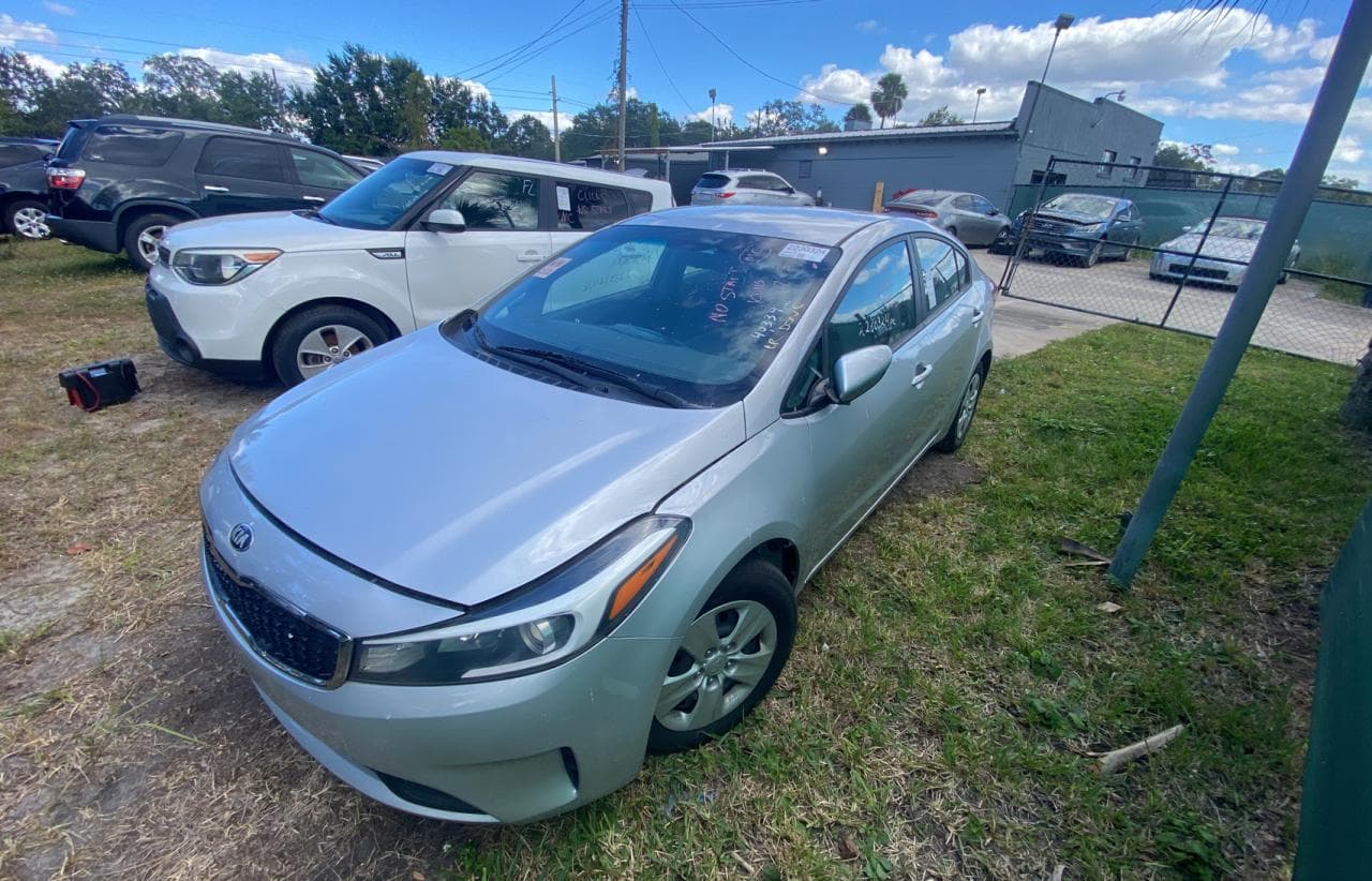 2017 Kia Forte Lx - foto 2