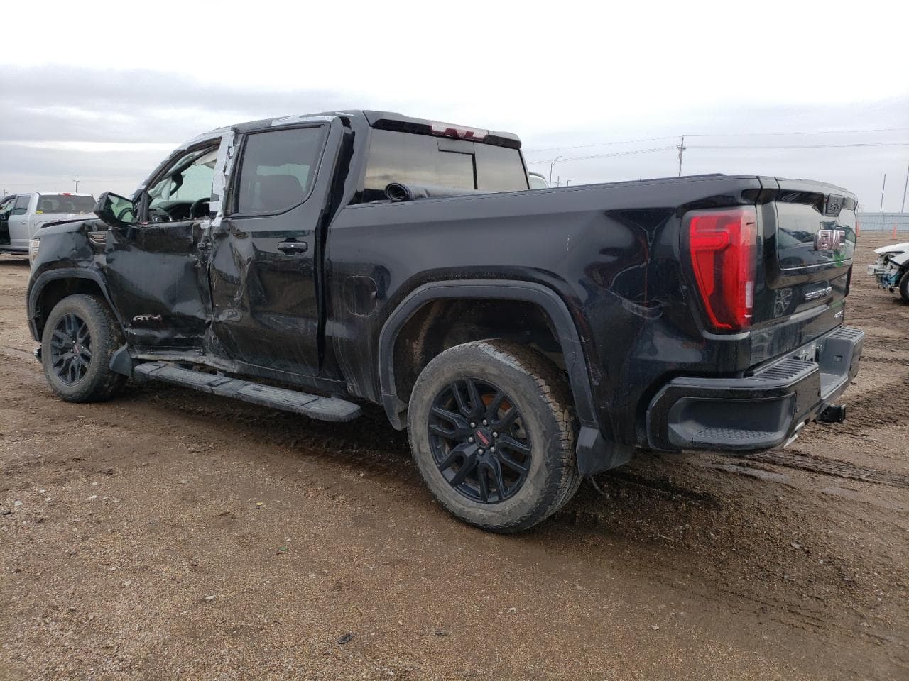 2020 GMC Sierra K1500 At4 - foto 2